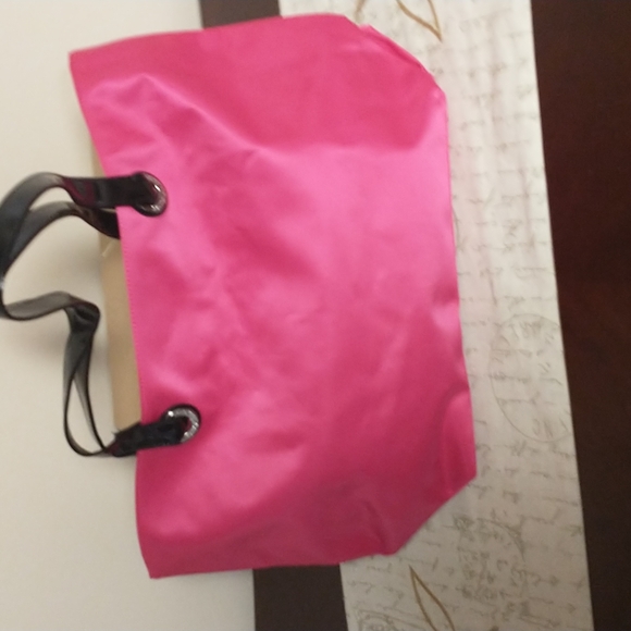 🌠HP🌠 NWT VS Pink Satin & Rhinestone Travel Tote W/Patent Leather Handles - Picture 6 of 7